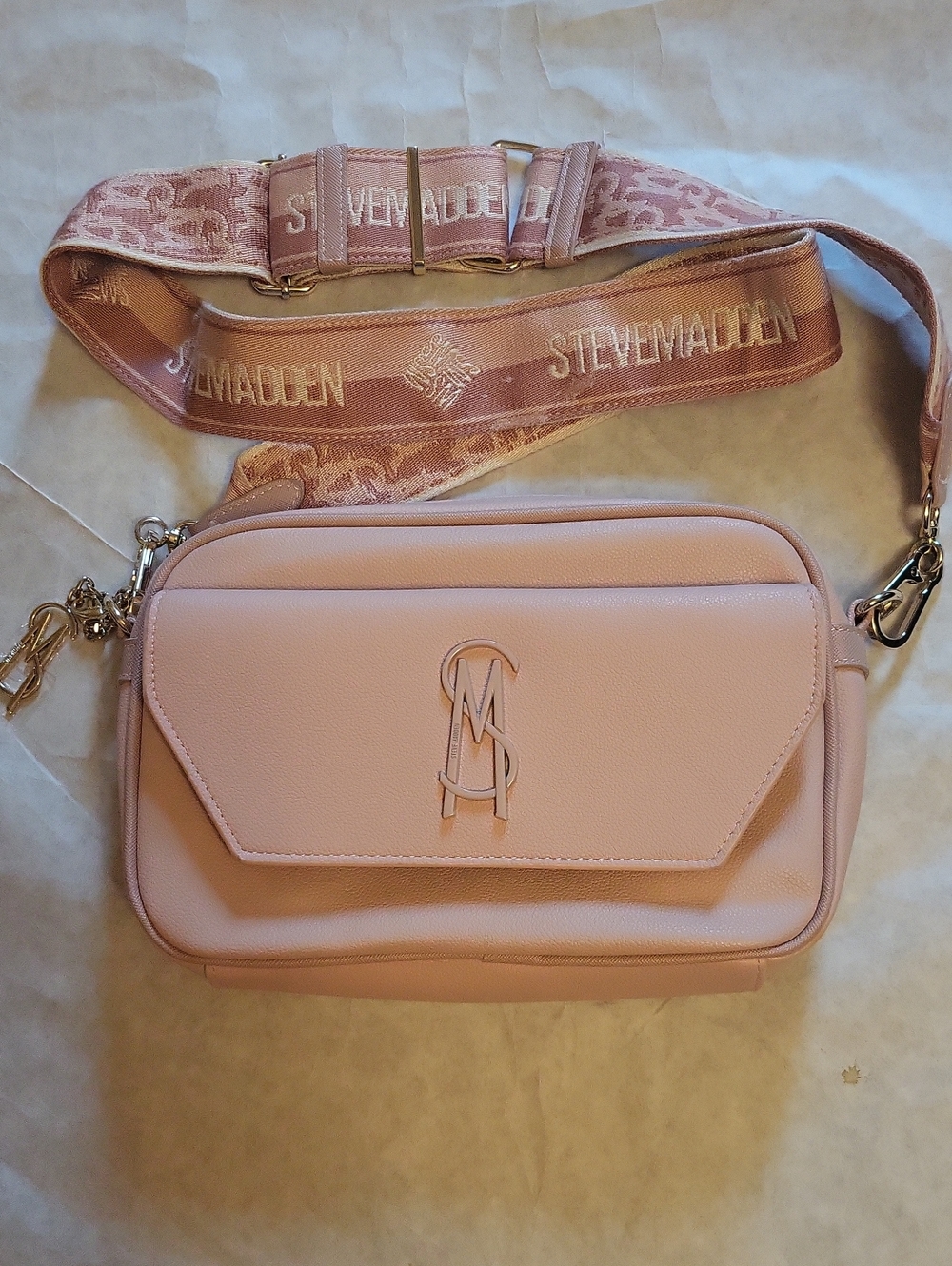 New Steve Madden light pink guitar strap crossbody bag